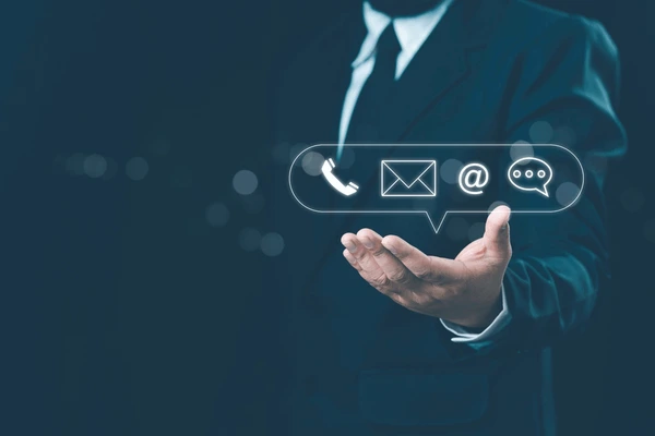 concept-contact-us-customer-support-600nw-2505308177